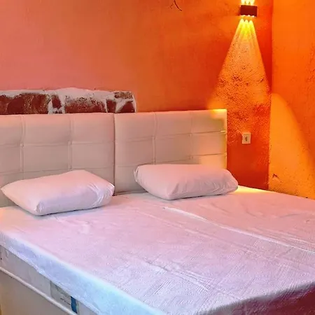 Semesterbostad Deniz Ve Doga Ic Ice Tatil Sefa Camlik