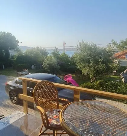 Deniz Ve Doga Ic Ice Tatil Sefa Camlik Semesterbostad