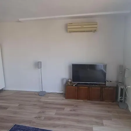 Deniz Ve Doga Ic Ice Tatil Sefa Camlik * Ayvalik