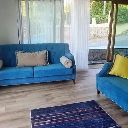 Deniz Ve Doga Ic Ice Tatil Sefa Camlik Ayvalik